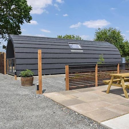 Hill Farm Retreat Hotel Wangford Luaran gambar