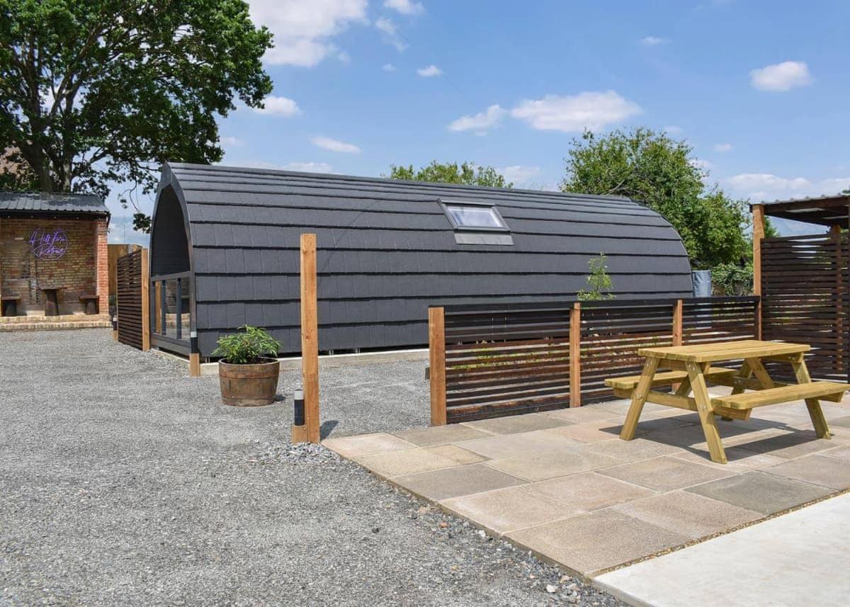 Hill Farm Retreat Hotel Wangford Luaran gambar